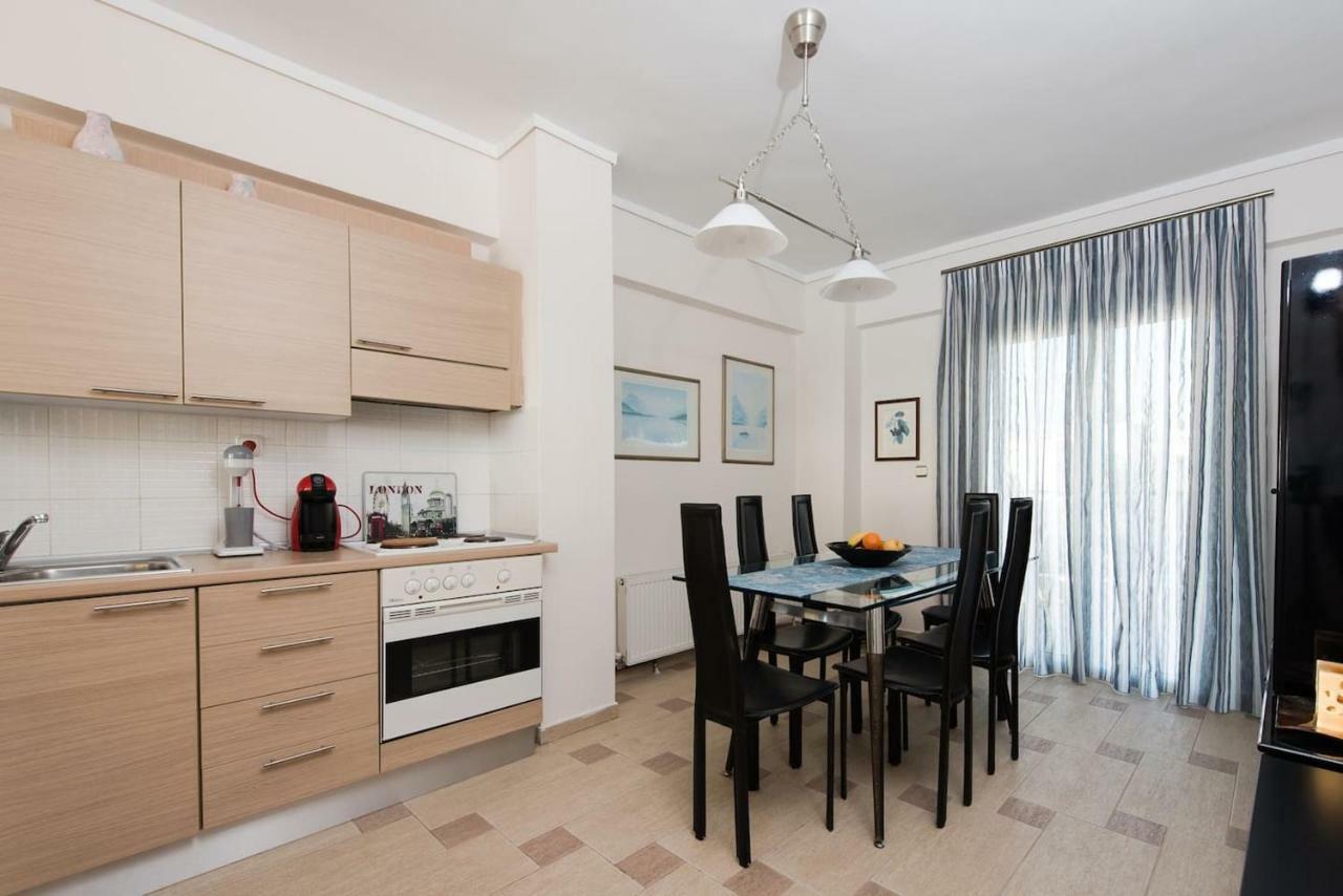Apartment With Marina View テッサロニキ エクステリア 写真