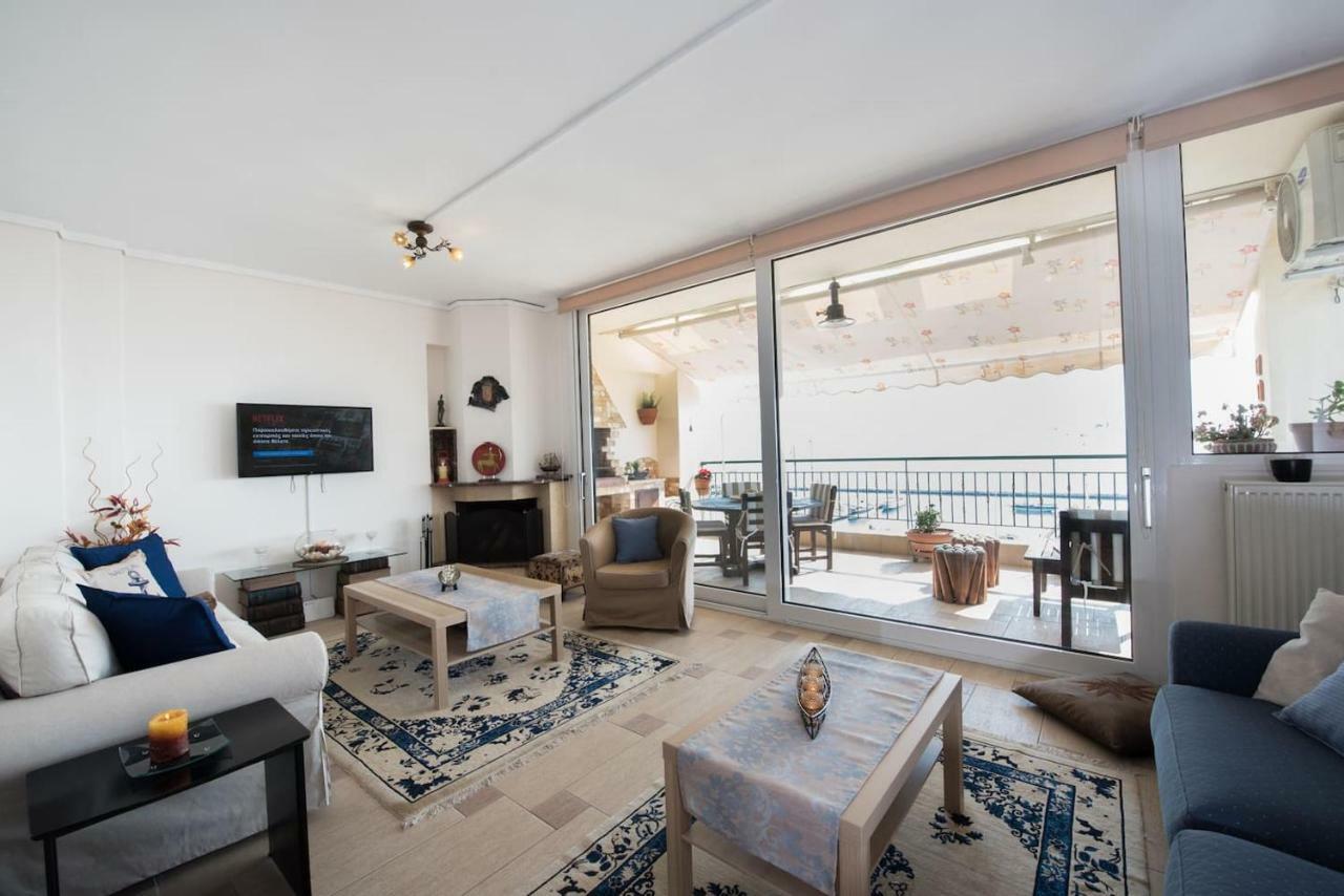 Apartment With Marina View テッサロニキ エクステリア 写真